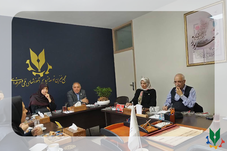 همکاری مجمع خیرین و بنیاد حامیان دانشگاه فردوسی برای توانمندسازی دانشجویان